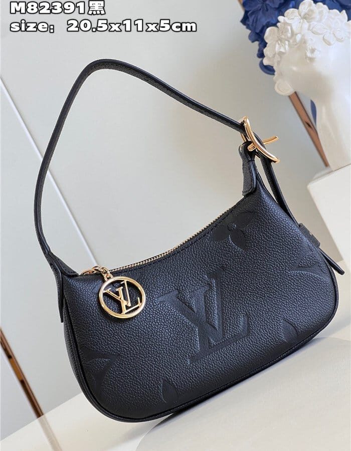 LOUIS VUITTON 루이비통 문 미니백 M82391