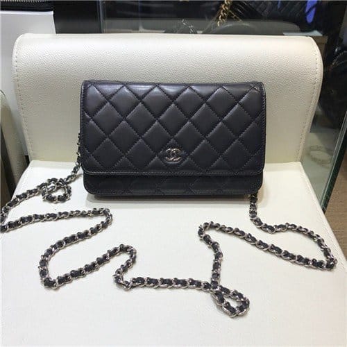 CHANEL 샤넬 WOC 램스킨 A33813