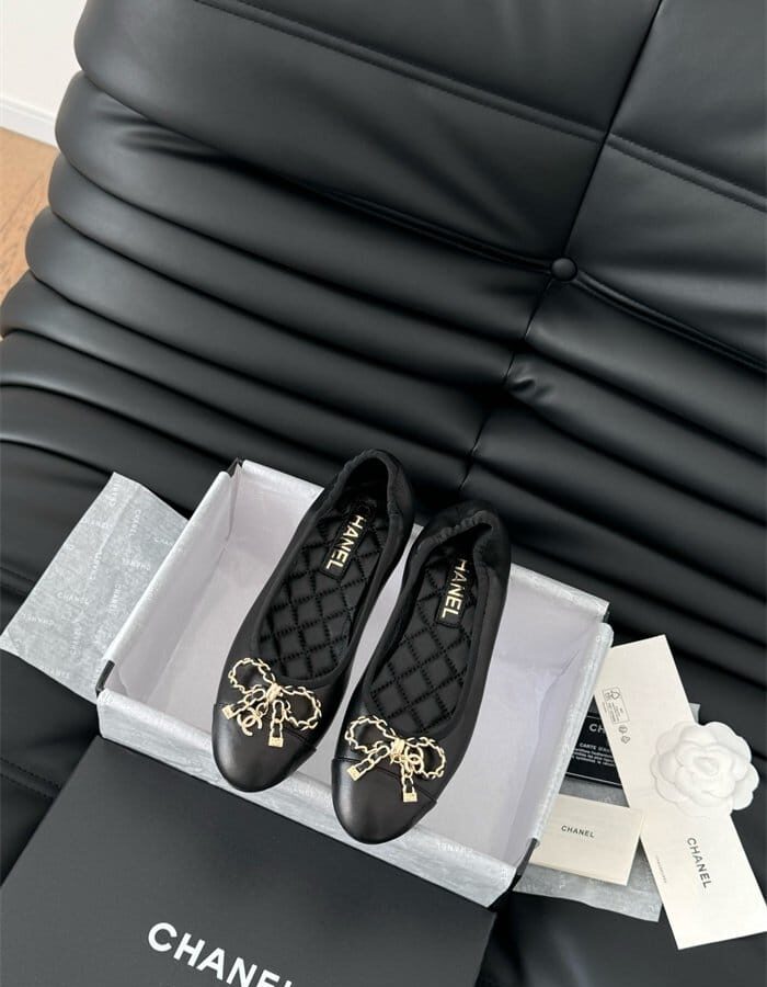 CHANEL 샤넬 여성용 단화 C44046-1 2024/신상 2COLOR