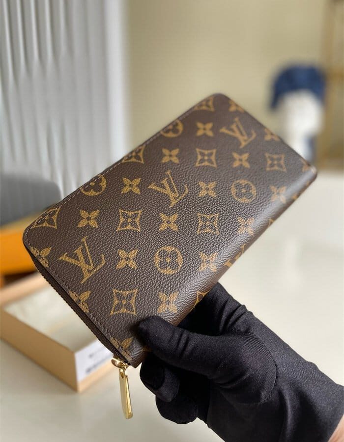 LOUIS VUITTON 루이비통 지피 오거나이저 장지갑 M62581 2024/신상