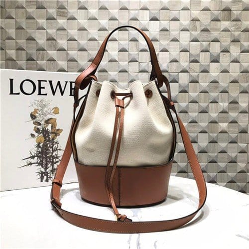 LOEWE 로에베 버킷백 미듐 W52204