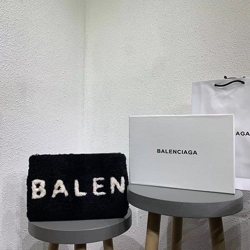 BALENCIAGA 발렌시아가 클러치 34cm