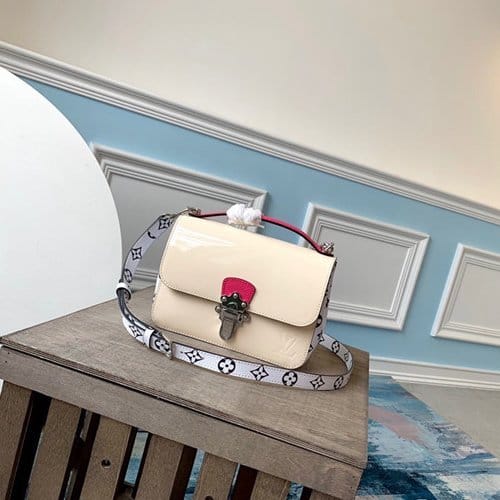 LOUIS VUITTON 루이비통 체리우드 BB M51953