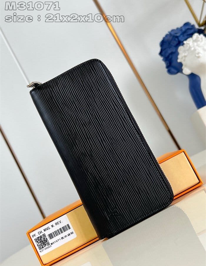 LOUIS VUITTON 루이비통 지피 장지갑 M31071 2024/신상