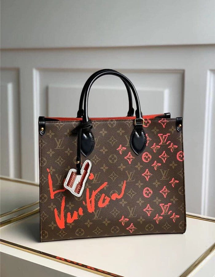 LOUIS VUITTON 루이비통 온더고 MM 토트백 M45039