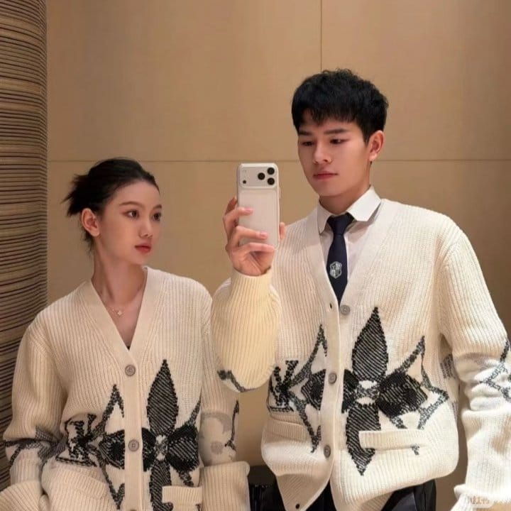 LOUIS VUITTON 루이비통 그래픽 니티드 가디건