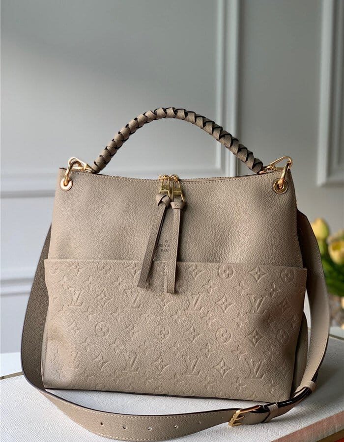 LOUIS VUITTON 루이비통 마이다 호보백 M45522 신상