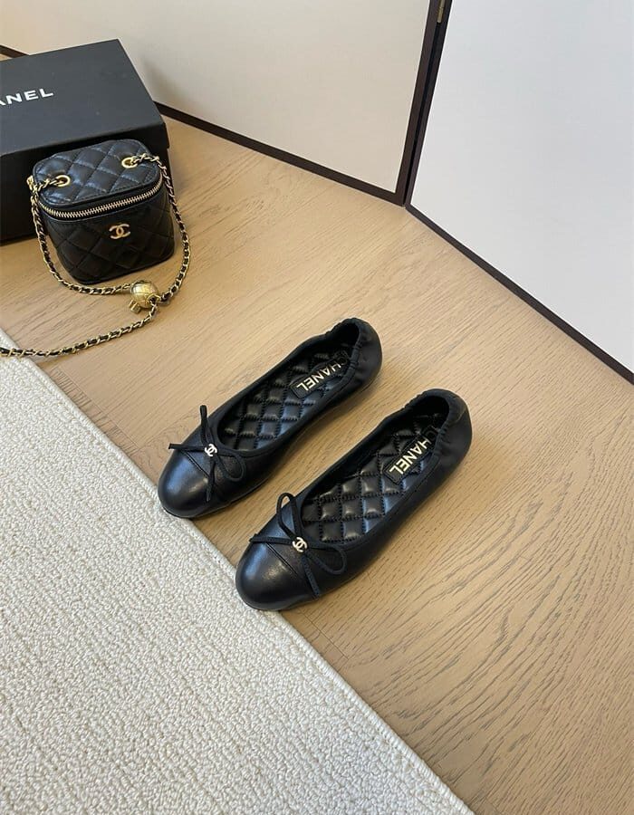 CHANEL 샤넬 여성용 단화 C44945-1 2024/신상 2COLOR