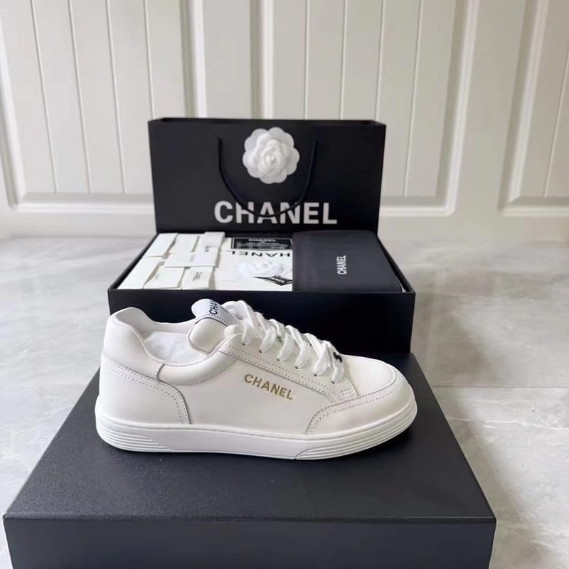 CHANEL 샤넬 남여공용 스니커즈