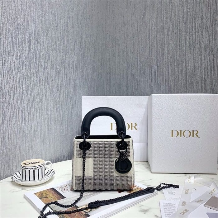 DIOR 디올 미니 레이디백 M1004