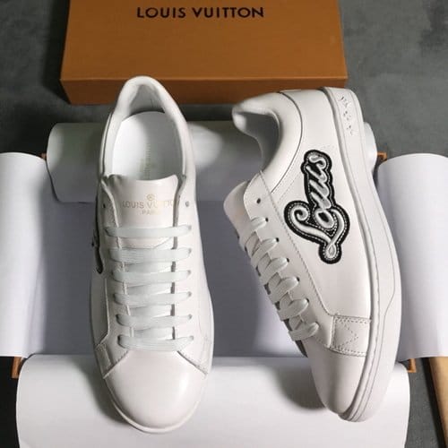 LOUIS VUITTON 루이비통 레터링자수 스니커즈