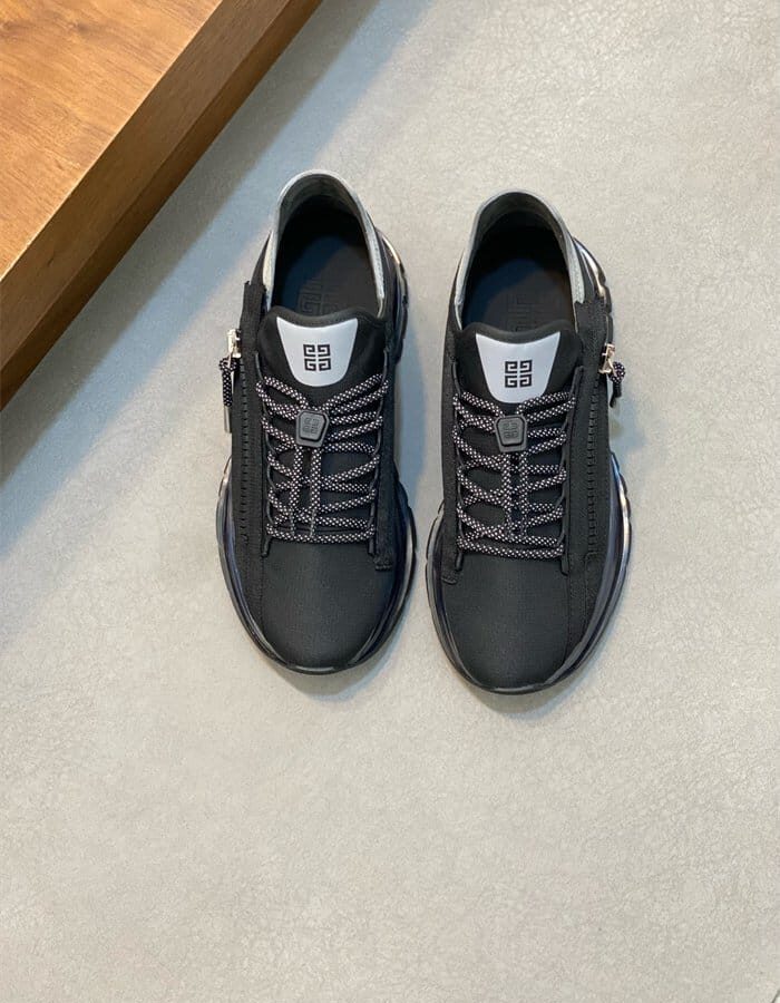 GIVENCHY 지방시 남성용 스니커즈 G86885-2 2024/신상 2COLOR
