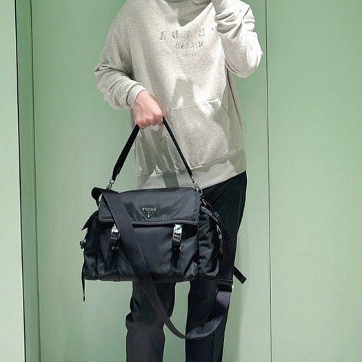 PRADA 프라다 익스플로어 리나일론 크로스백 2VD082