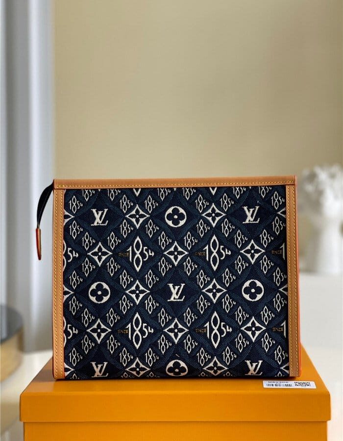 LOUIS VUITTON 루이비통 SINCE 1854 포쉐트 토일레트