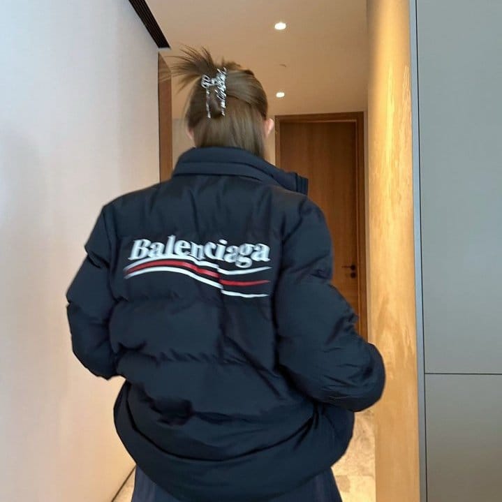 BALENCIAGA 발렌시아가 폴리티컬 캠페인 다운 패딩