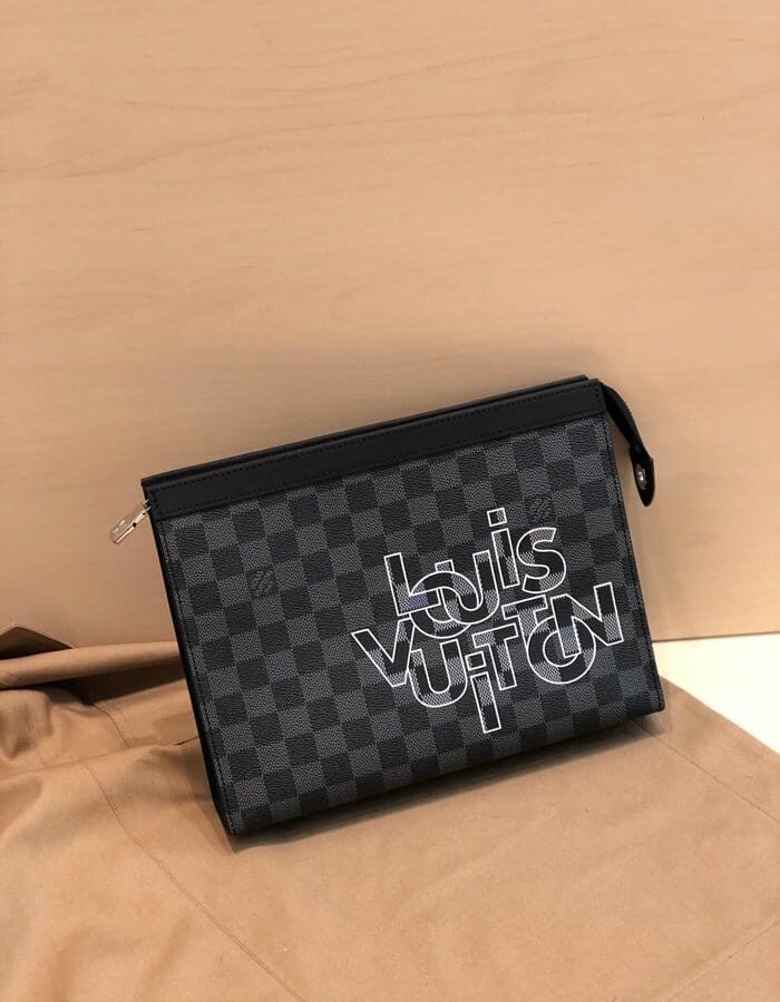 LOUIS VUITTON 루이비통 2020 남여공용 클러치백 M61692,LOUB1717,26cm,블랙