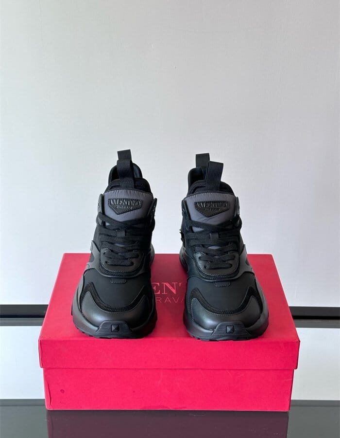 VALENTINO 발렌티노 남성용 스니커즈 V90678-2 2024/신상 2COLOR