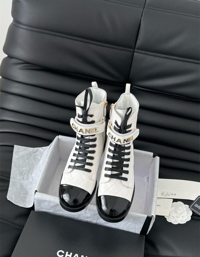 CHANEL 샤넬 여성용 부츠 C45213-2 2024/신상
