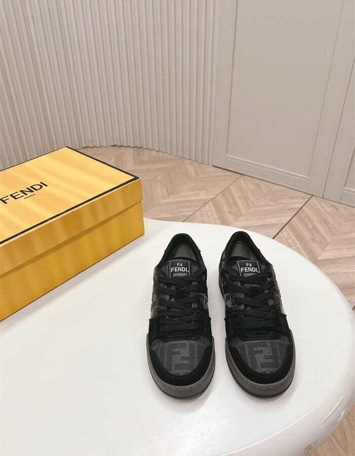 FENDI 펜디 남여공용 스니커즈 F13843-1 2024/신상 2COLOR