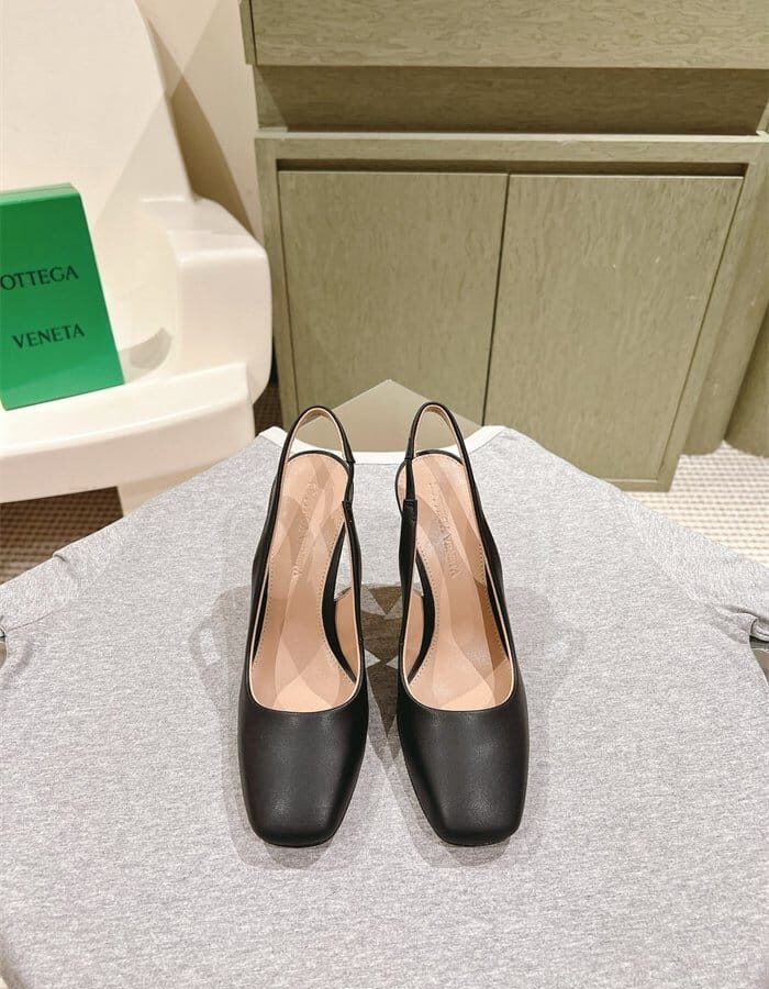 BOTTEGA VENETA 보테가베네타 여성용 힐 V67762-2 2024/신상 2COLOR