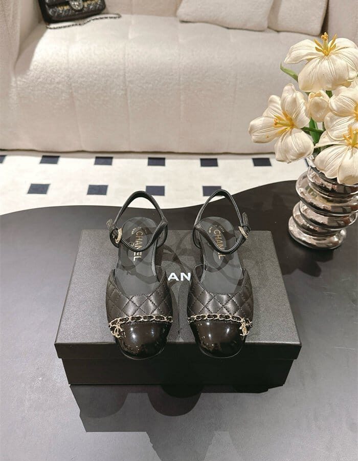 CHANEL 샤넬 여성용 샌들 C86556 2COLOR