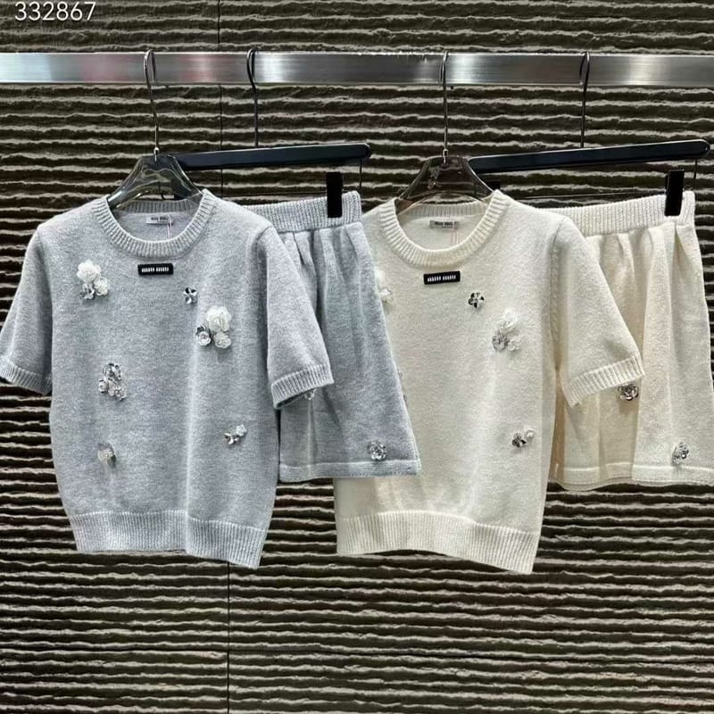 MIUMIU 미우미우 니트 셋업