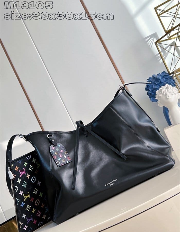 LOUIS VUITTON 루이비통 캐리올 다크 숄더백 MM M13105 2024/신상