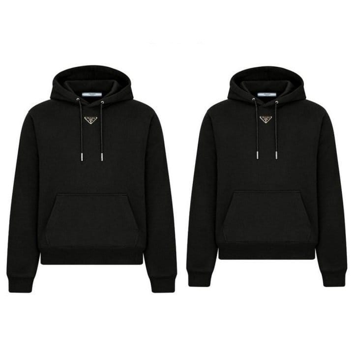 PRADA 프라다 트라이앵글 넥플레이트 후드티