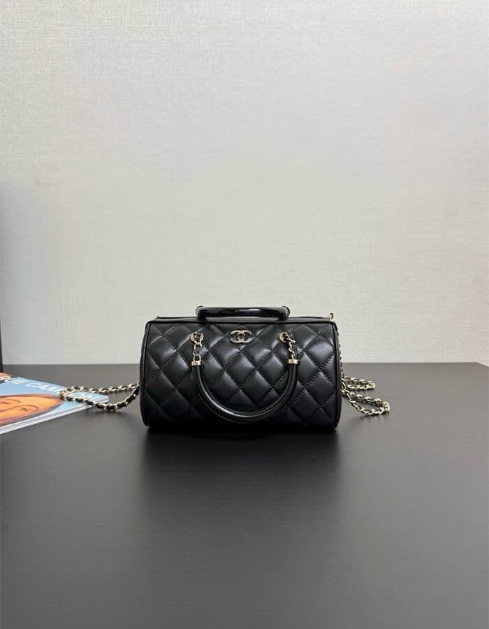 CHANEL 샤넬 미니 볼링백 AS6904