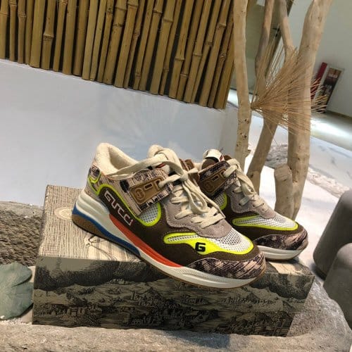 GUCCI 구찌 남여공용 스니커즈 8055-3신상