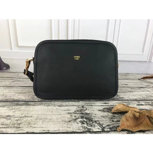 FENDI 펜디 카메라 케이스-2