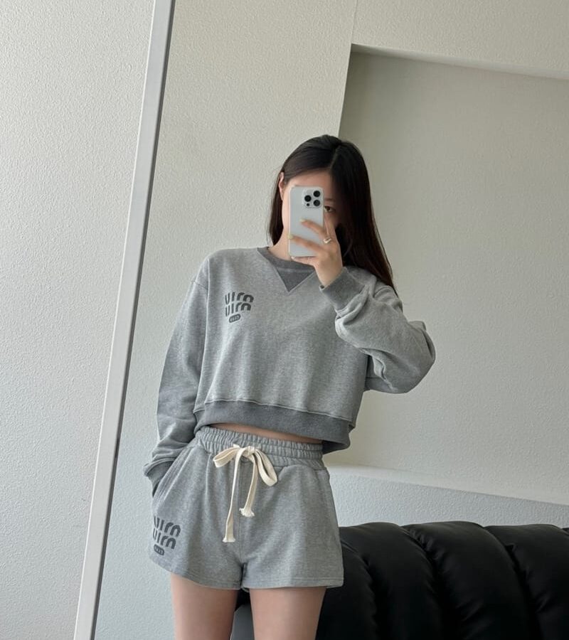 MIUMIU 미우미우 코튼 셋트