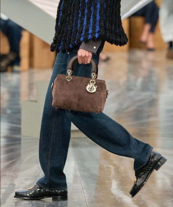 DIOR 디올 조나단 앤더슨 스웨이드 토트백