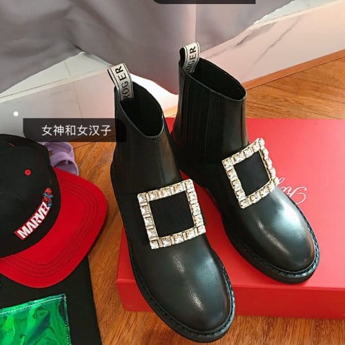 ROGER VIVIER 로저비비에 부츠 (굽높이 4.5CM) G58091 신상 (250사이즈 주문제작)