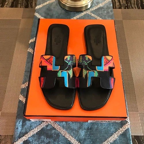 HERMES 에르메스 슬리퍼 봄신상