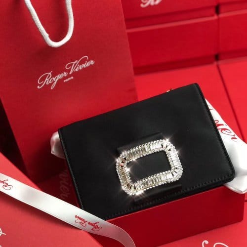 ROGER VIVIER 로저비비에 엠벨리쉬 미니 숄더 18CM R60029