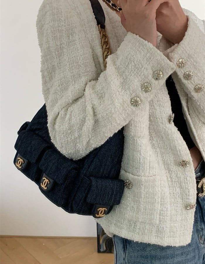 CHANEL 샤넬 호보백 스몰 AS7044