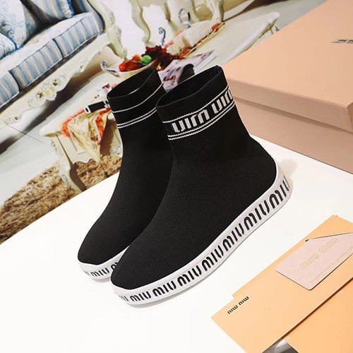 MIUMIU 미우미우 부츠 (220,250사이즈 주문제작)