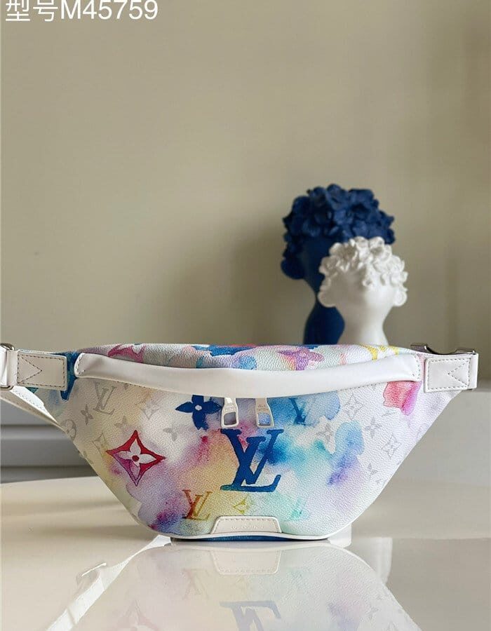 LOUIS VUITTON 루이비통 디스커버리 범백 PM M45759