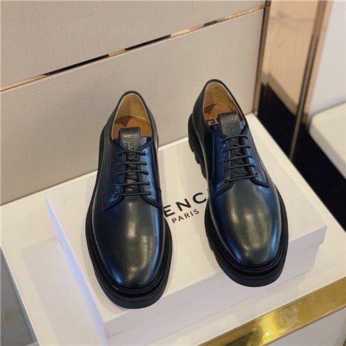 GIVENCHY 지방시 남성용 스니커즈 G9300