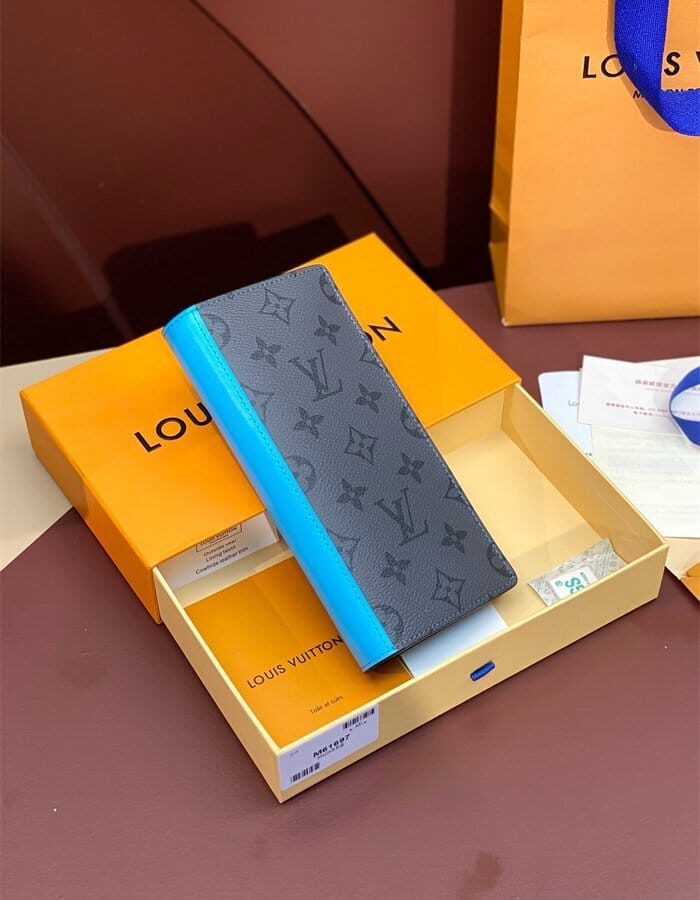 LOUIS VUITTON 루이비통 브라짜 장지갑 M61697 2024/신상