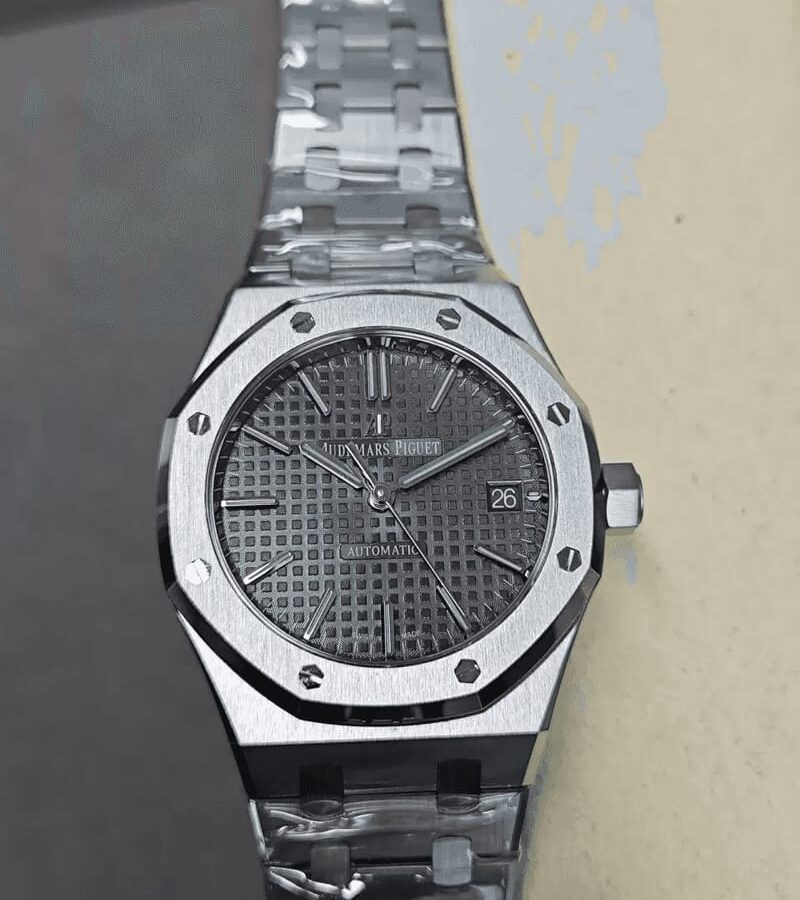 AUDEMARS PIGUET 오데마피게 로얄오크 블랙 다이얼 37mm 15450