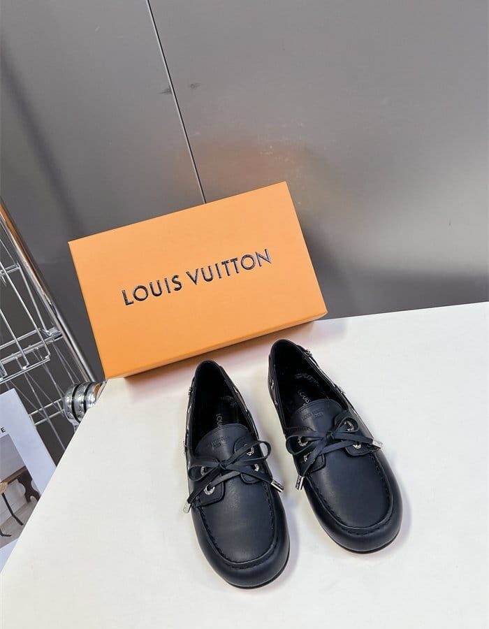 LOUIS VUITTON 루이비통 여성용 로퍼 L73126-2 2024/신상 2COLOR