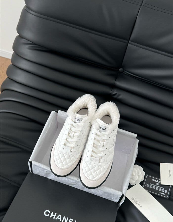 CHANEL 샤넬 여성용 스니커즈 C61503-2 2024/신상