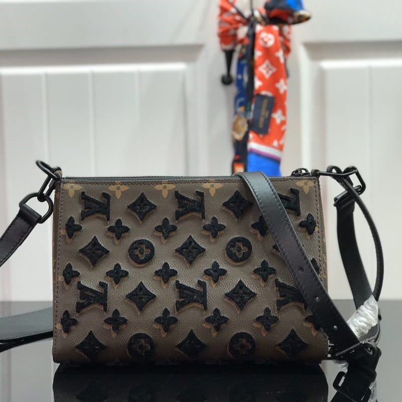 LOUIS VUITTON 루이비통 여성용 엠프린틴트 크로스백 3가지 색상