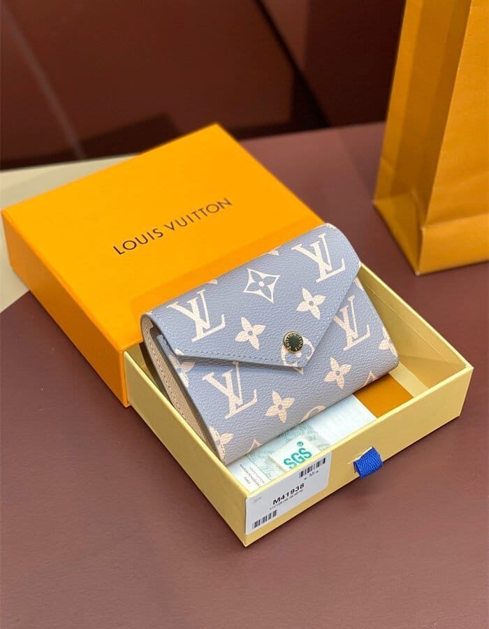 LOUIS VUITTON 루이비통 빅토린 반지갑 M41938 2024/신상