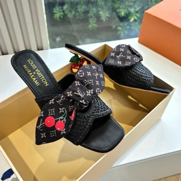 LOUIS VUITTON 루이비통 여성용 슬리퍼 L68951 2COLOR