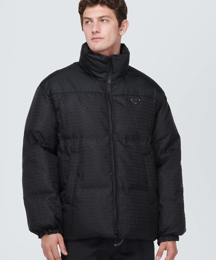 PRADA 프라다 리나일론 트라이앵글 로고 다운 자켓