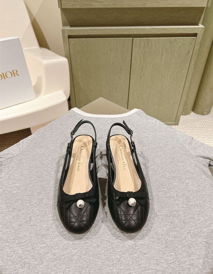 DIOR 디올 여성용 샌들 (굽높이3.5CM) D35788-2 2024/신상 2COLOR