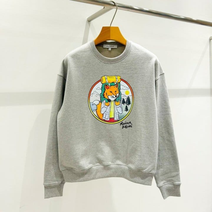 MAISON KITSUNE 메종키츠네 피크닉 맨투맨